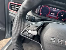 Škoda Scala Monte Carlo TSI in Smokey Diamond-Silber Metallic