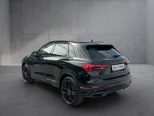 Audi Q3 40 TFSI quattro S line exterieur in Mythosschwarz Metallic