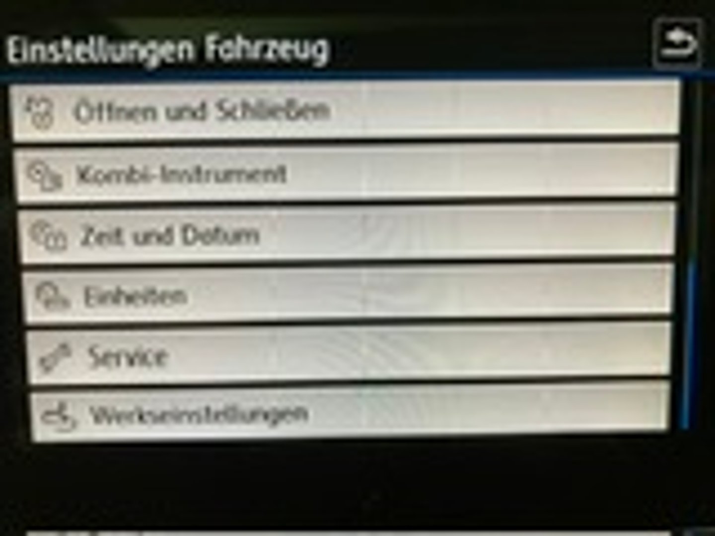 VW Touran Highline TDI SCR DSG 7-Sitzer | Bild 17 von 20