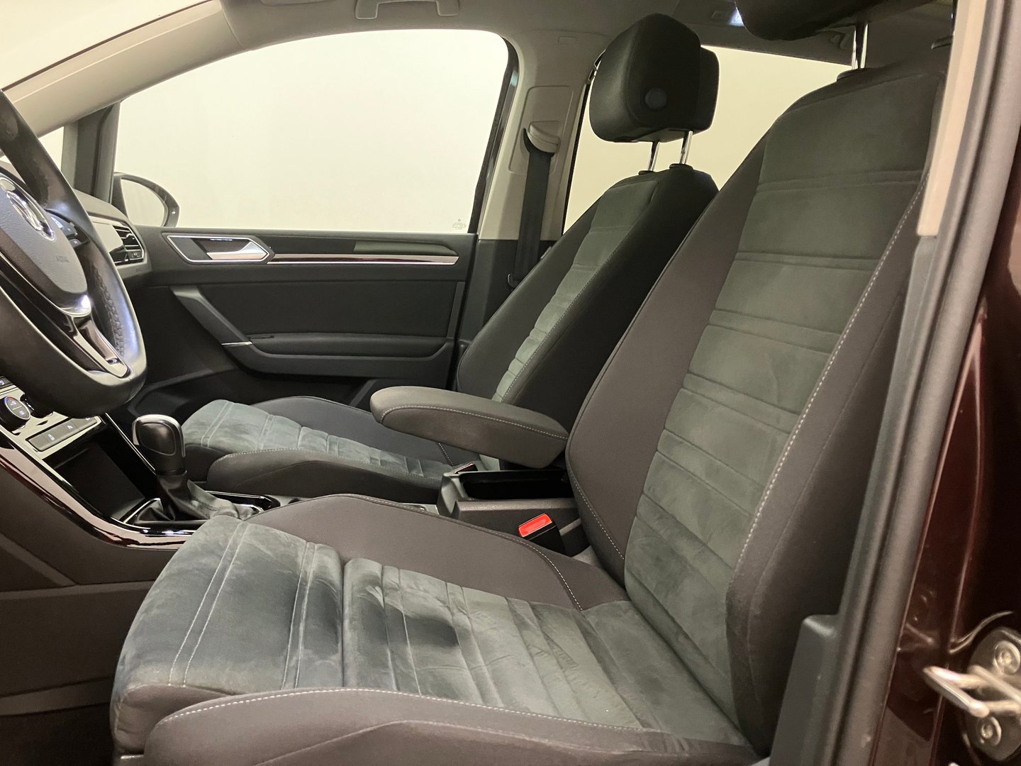 VW Touran Highline TDI SCR DSG 7-Sitzer | Bild 11 von 27