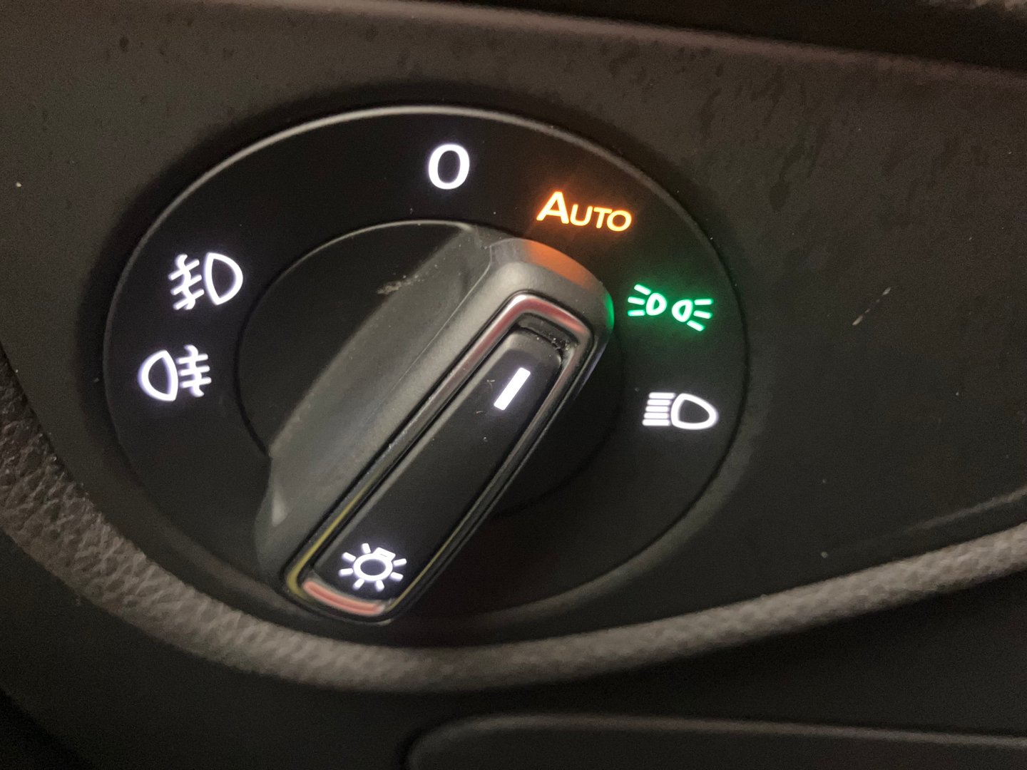 VW Touran Highline TDI SCR DSG 7-Sitzer | Bild 10 von 27