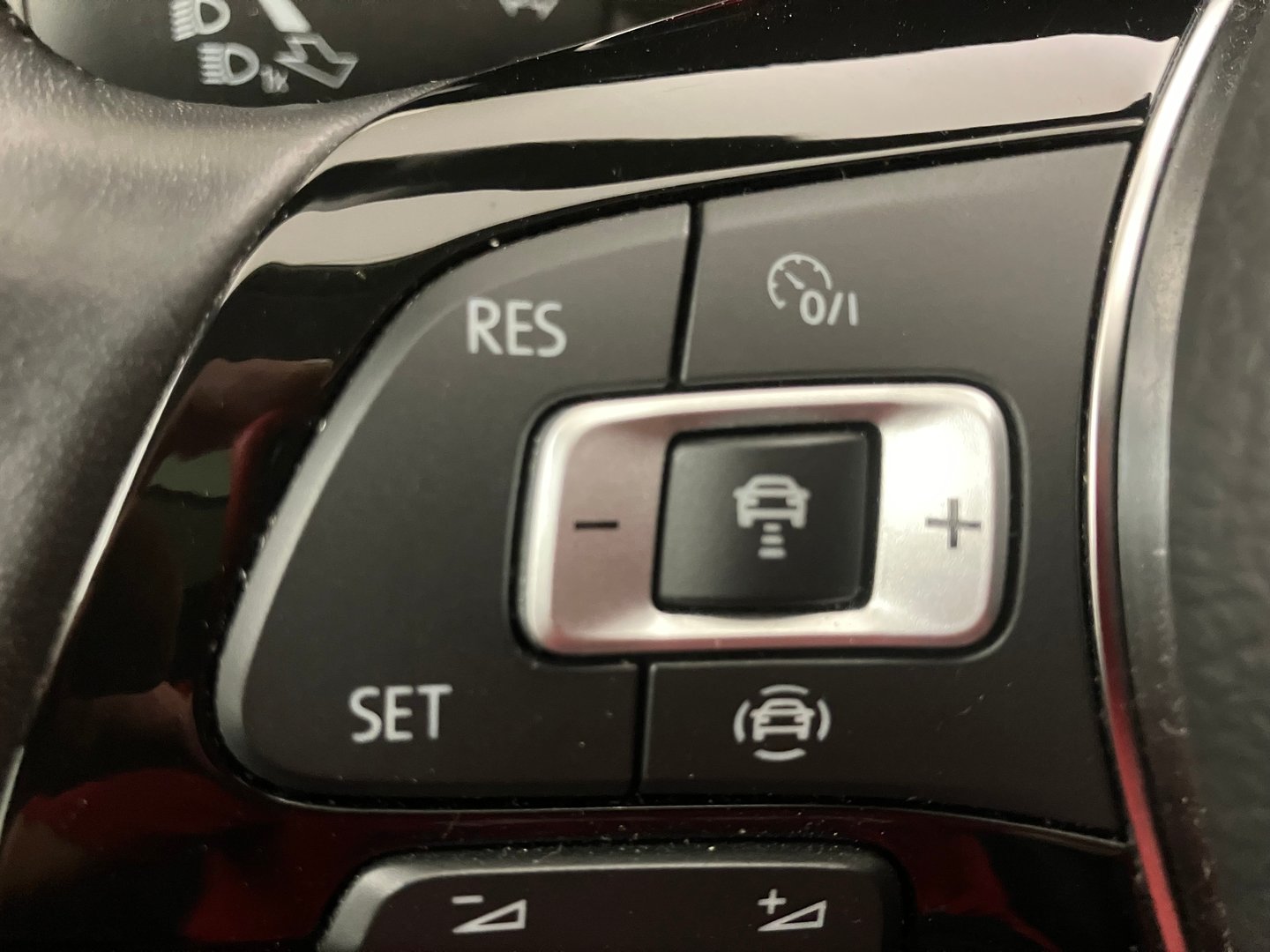 VW Touran Highline TDI SCR DSG 7-Sitzer | Bild 15 von 27