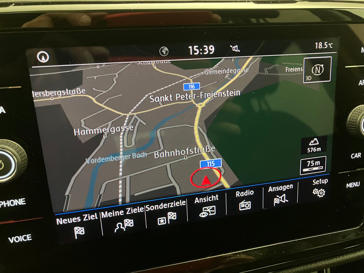 VW Touran Highline TDI SCR DSG 7-Sitzer | Bild 18 von 27