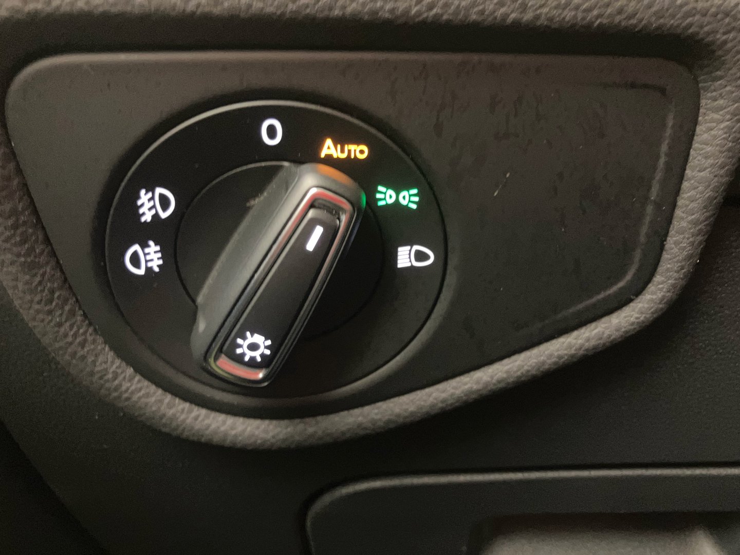 VW Touran Highline TDI SCR DSG 7-Sitzer | Bild 9 von 20