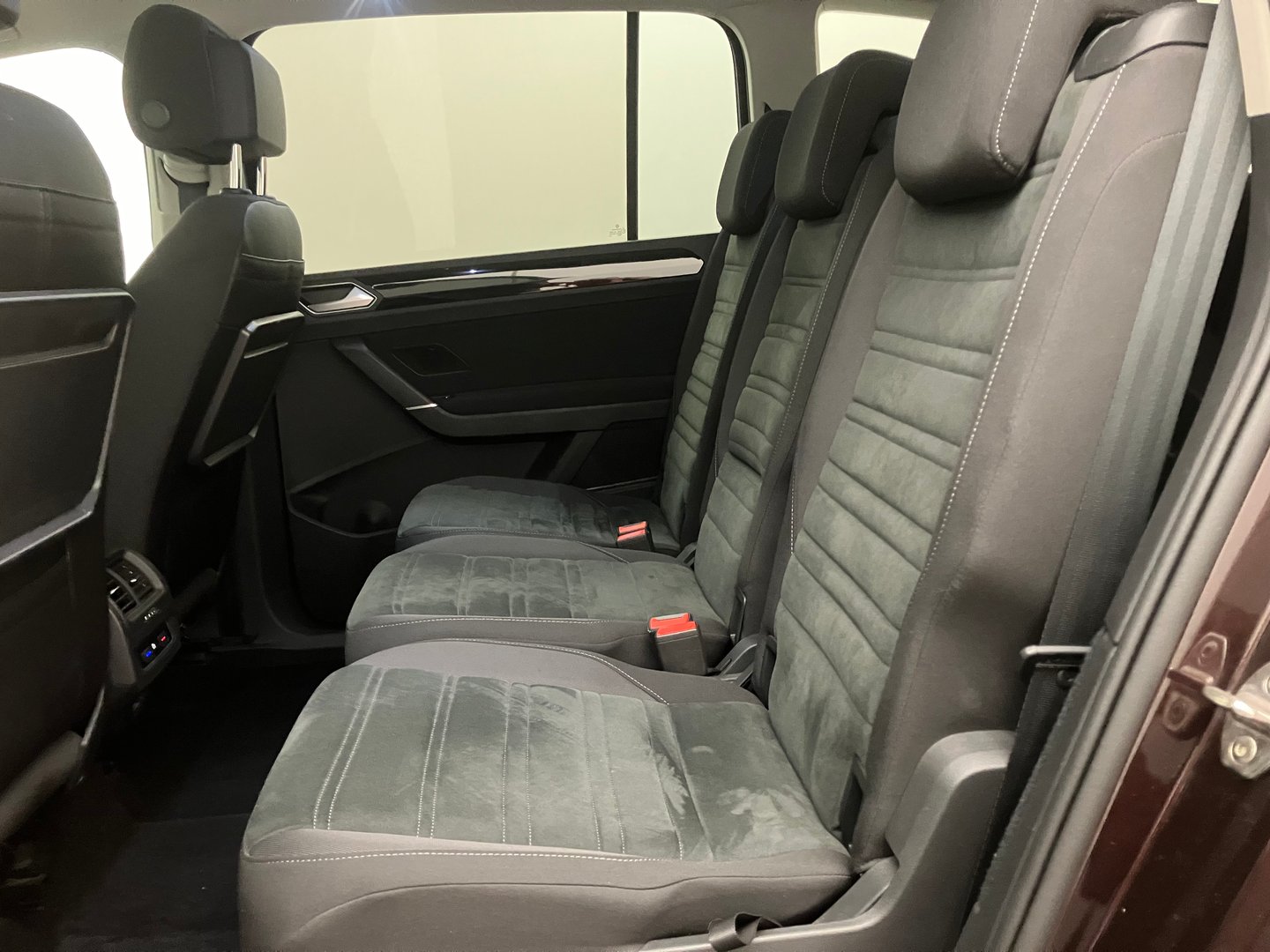 VW Touran Highline TDI SCR DSG 7-Sitzer | Bild 22 von 27