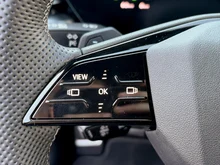 Audi A5 Avant e-hybrid quattro 270 kW in Ascariblau Metallic