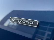 Audi A5 Avant e-hybrid quattro 270 kW in Ascariblau Metallic