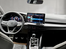 VW Golf Variant Sport TSI in Lapiz Blue Metallic