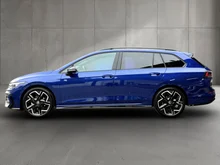 VW Golf Variant Sport TSI in Lapiz Blue Metallic