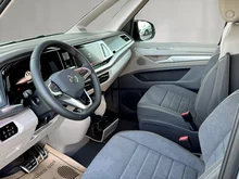 VW Multivan Style eHybrid 180 kW 4MOTION in Monosilber Metallic