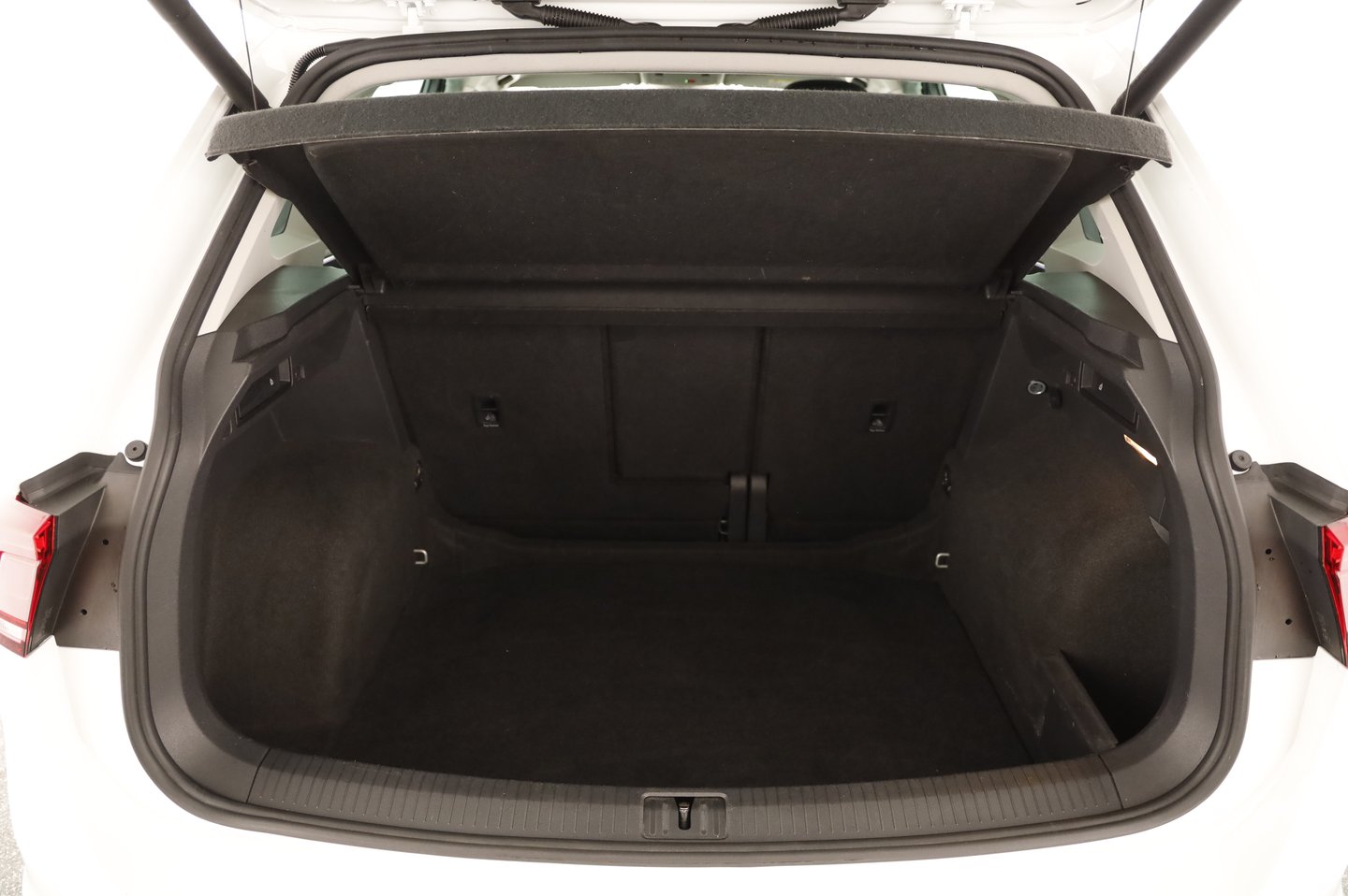 VW Tiguan Elegance TDI DSG | Bild 21 von 24