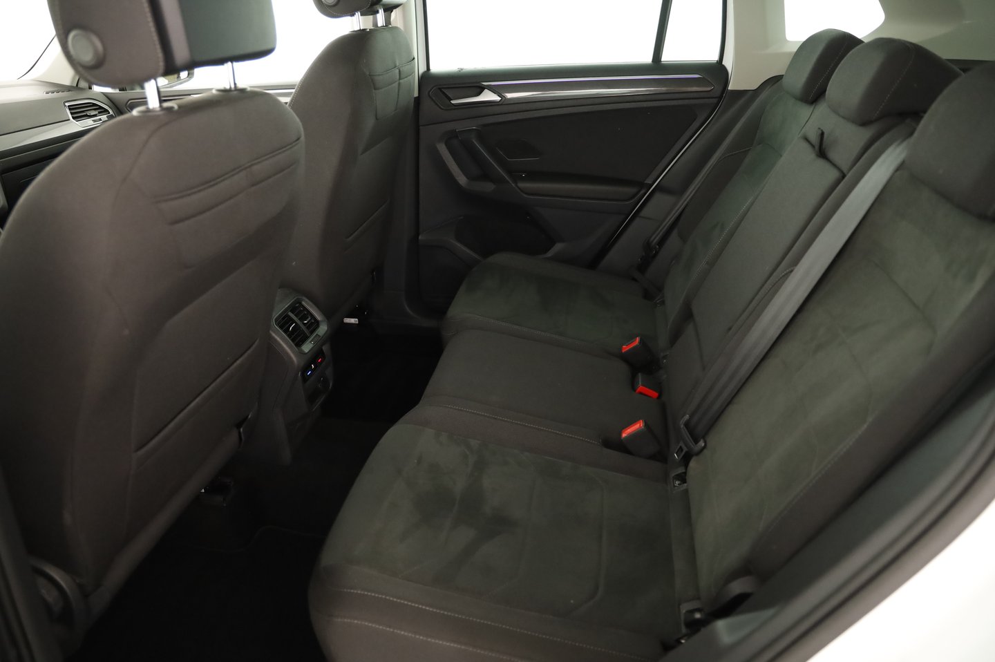 VW Tiguan Elegance TDI DSG | Bild 20 von 24