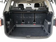 VW Touran Comfortline TDI DSG in Pure White