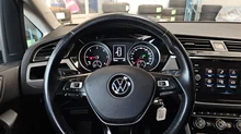 VW Touran Comfortline TDI DSG in Pure White