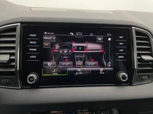Škoda Karoq 4x4 SCOUT TDI DSG in Magnetic-Braun Metallic