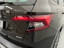 Škoda Karoq 4x4 SCOUT TDI DSG in Magnetic-Braun Metallic