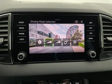 Škoda Karoq 4x4 SCOUT TDI DSG in Magnetic-Braun Metallic