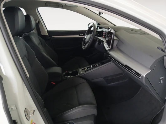 Bild eines VW Golf Variant Business TDI DSG