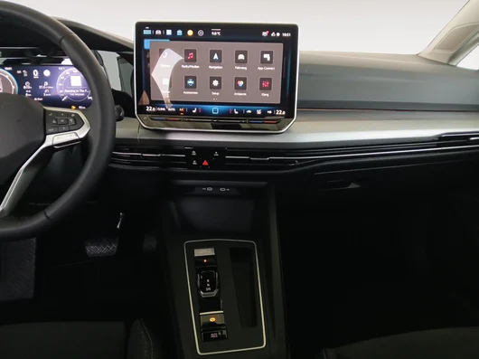 Bild eines VW Golf Variant Business TDI DSG