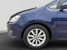 VW Sharan Business+ TDI SCR DSG 7-Sitzer in Atlantic Blue Metallic