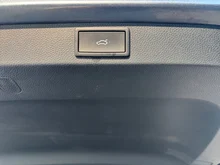 Škoda Karoq 4x4 Selection TDI DSG in Graphit-Grau Metallic