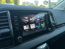 Škoda Karoq 4x4 Selection TDI DSG in Graphit-Grau Metallic