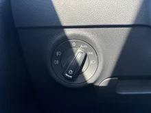 Škoda Karoq 4x4 Selection TDI DSG in Graphit-Grau Metallic