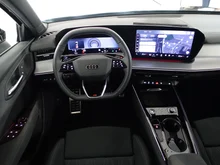 Audi Q3 TFSI 110 kW in Mythosschwarz Metallic