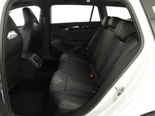 VW Passat Variant Sport eTSI DSG in Pure White