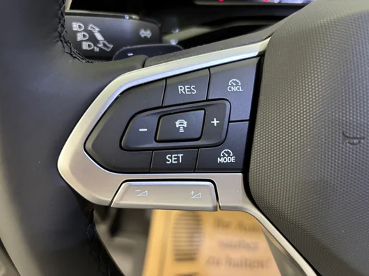 Bild eines VW Multivan Business TDI