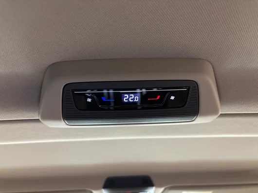 Bild eines VW Multivan Business TDI