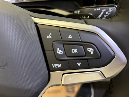 Bild eines VW Multivan Business TDI