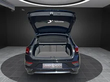 VW T-Roc Design TSI in Deep Black Perlef.