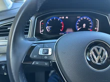 VW T-Roc Design TSI in Deep Black Perlef.