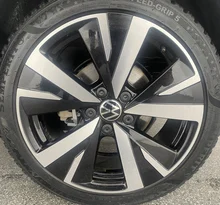 Thumbnail-Foto von Fahrzeug