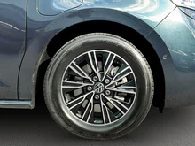 VW Multivan Business eHybrid 180 kW 4MOTION in Starlightblue Metallic