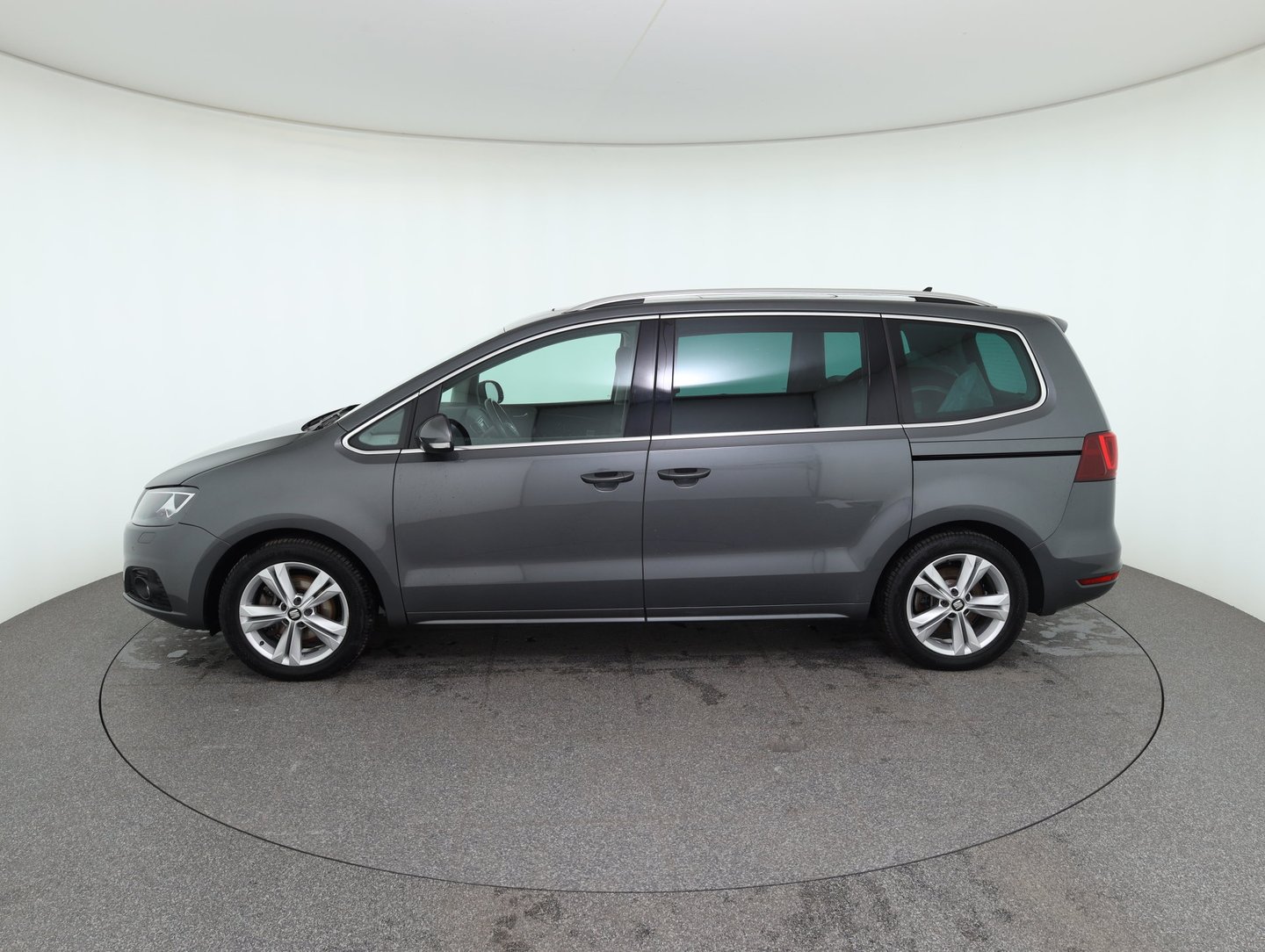 SEAT Alhambra Xcellence TDI | Bild 8 von 32