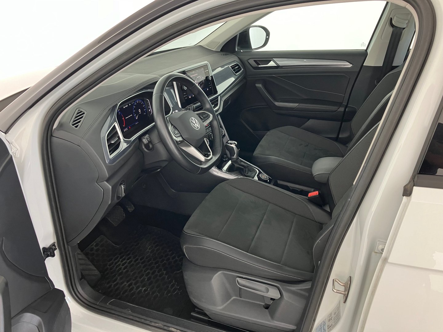 VW T-Roc Style TDI 4MOTION DSG | Bild 4 von 15