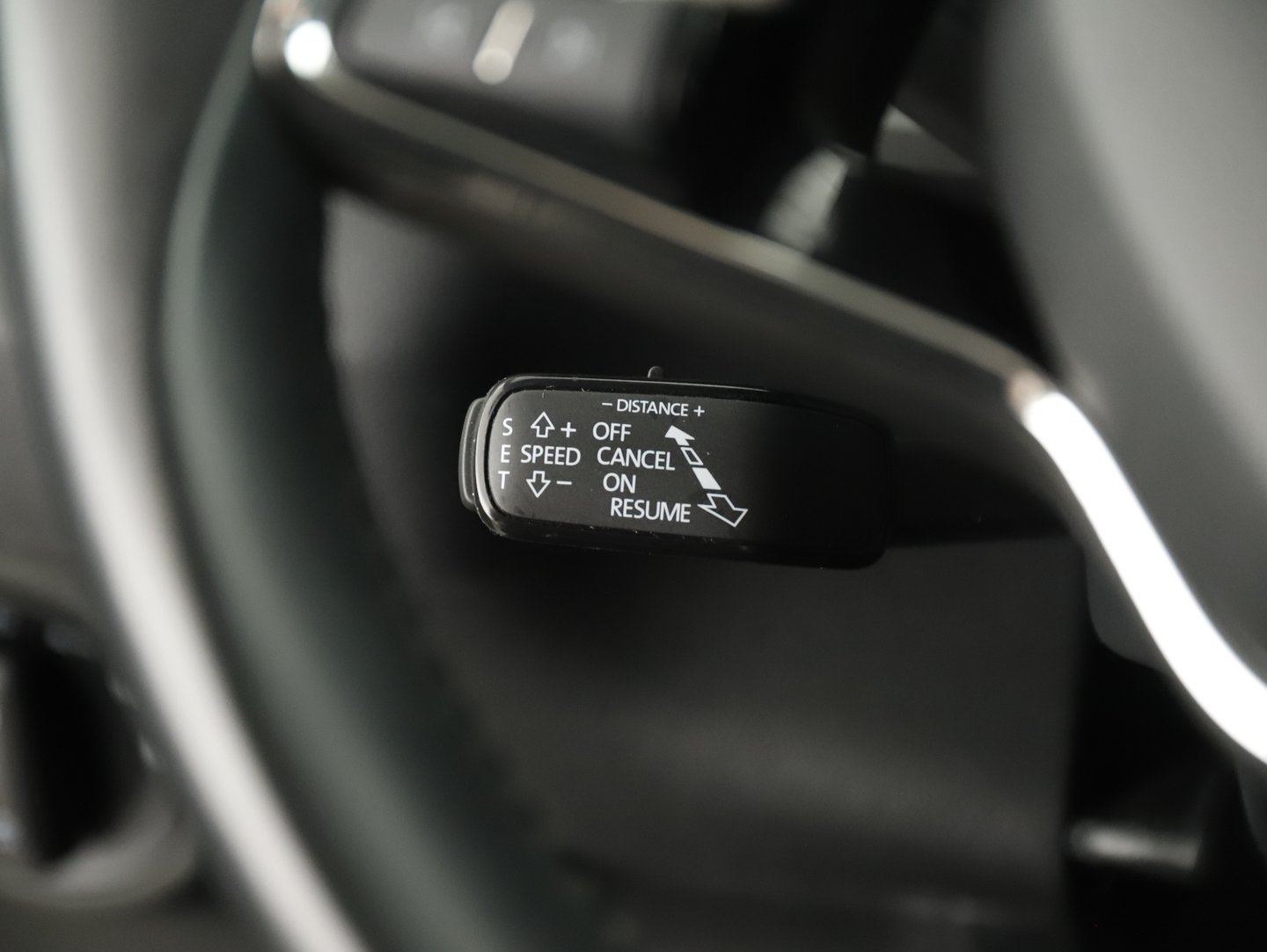 Škoda KAROQ 4x4 Ambition SC TDI DSG | Bild 12 von 22