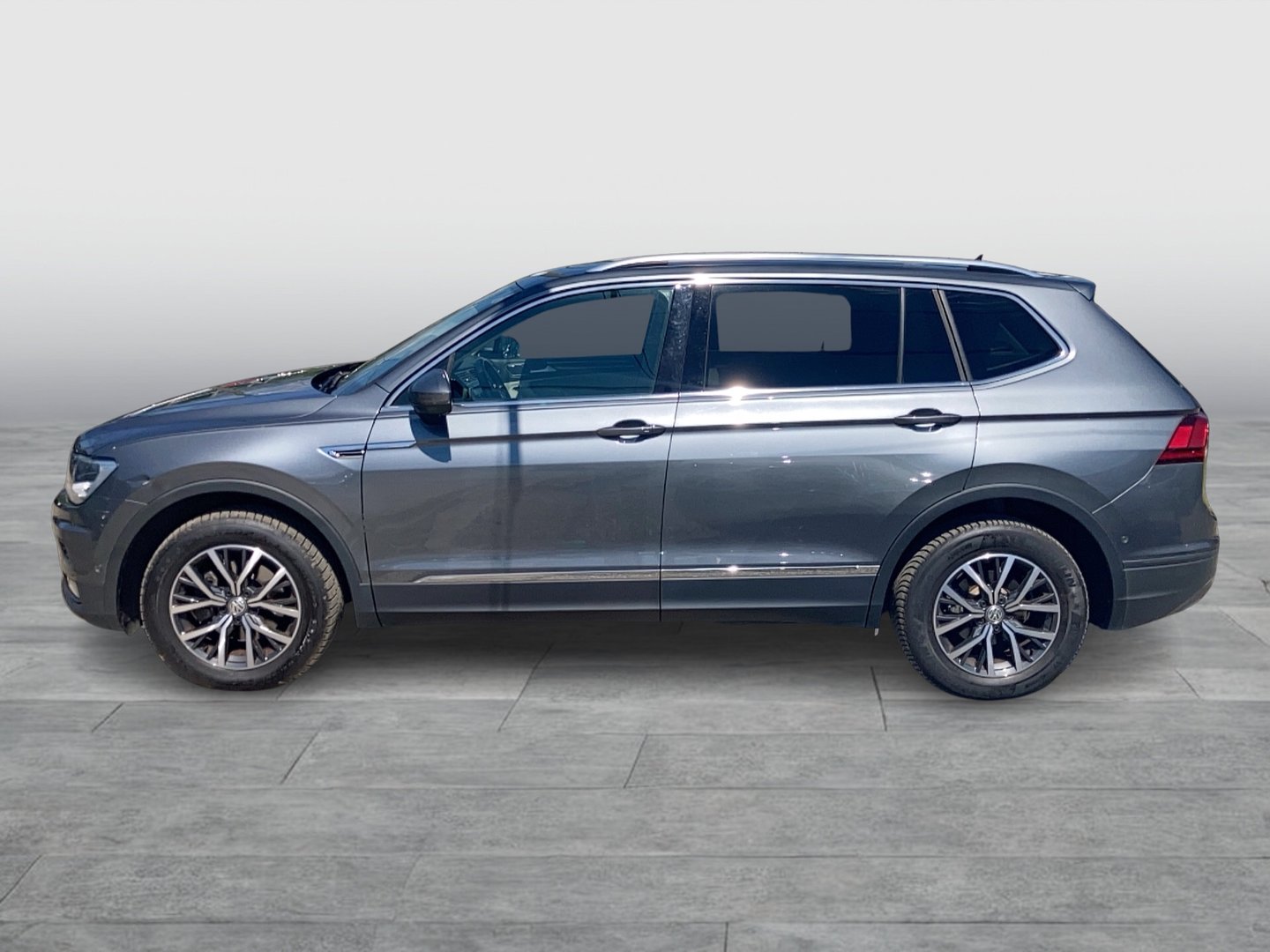 VW Tiguan Allspace CL TDI DSG 5-Sitzer | Bild 2 von 28
