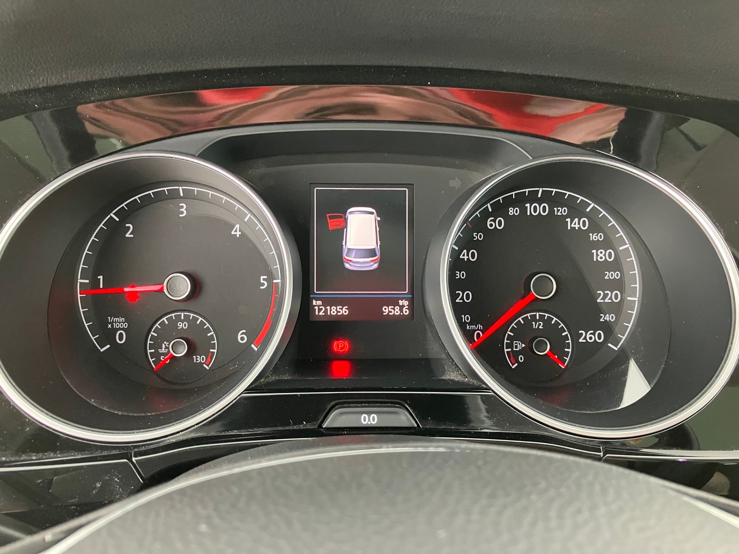 VW Touran Highline TDI SCR | Bild 7 von 16