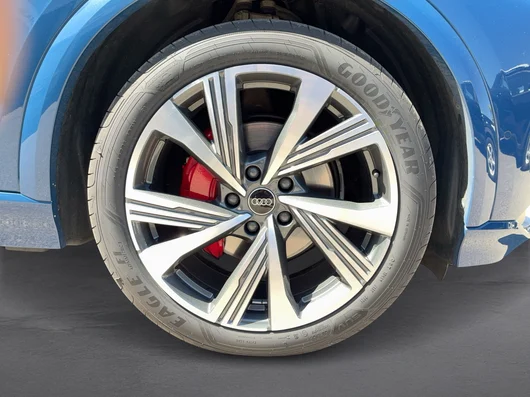 Bild eines Audi Q6 e-tron quattro