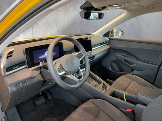 Bild eines VW T-Roc 4Me eTSI DSG