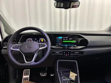 VW Caddy Style eHybrid 110 kW in Deepblack Perleffekt