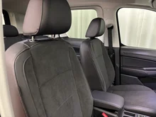 VW Caddy Style eHybrid 110 kW in Deepblack Perleffekt