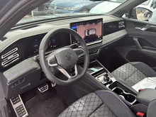 VW Tiguan R-Line eHybrid DSG 150 kW in Delfingrau Metallic