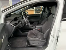 Škoda Elroq Sportline 85x in 2Y Moon-Weiss Metallic