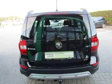 Škoda Yeti OUTDOOR 4x4 Style TDI SCR in Black-Magic Perleffekt