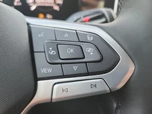 VW Passat Variant Business TDI DSG in Diabasgrau Metallic