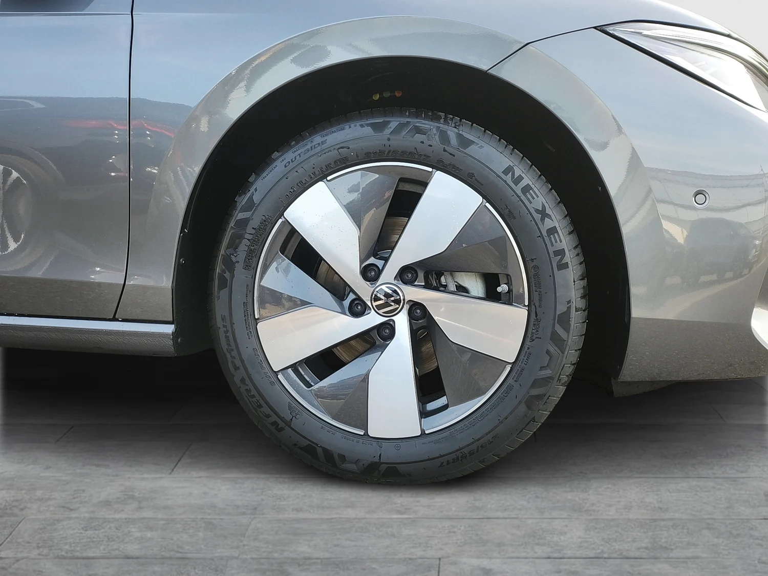 Bild eines Passat Variant Business TDI DSG